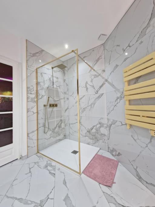 Maison Chic Avec Jacuzzi Nogent Sur Oise Yaospa60 Exteriér fotografie