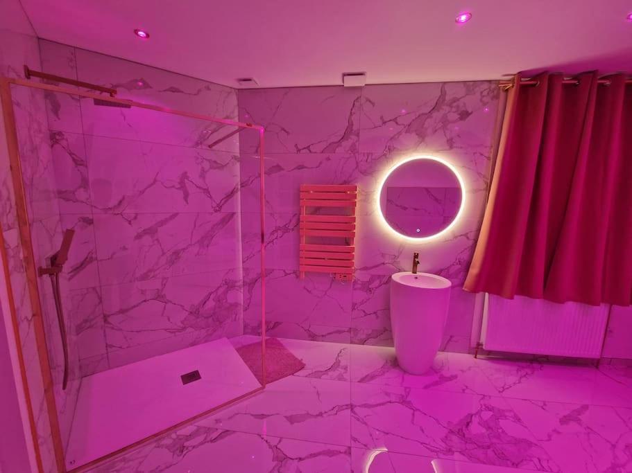 Maison Chic Avec Jacuzzi Nogent Sur Oise Yaospa60 Exteriér fotografie