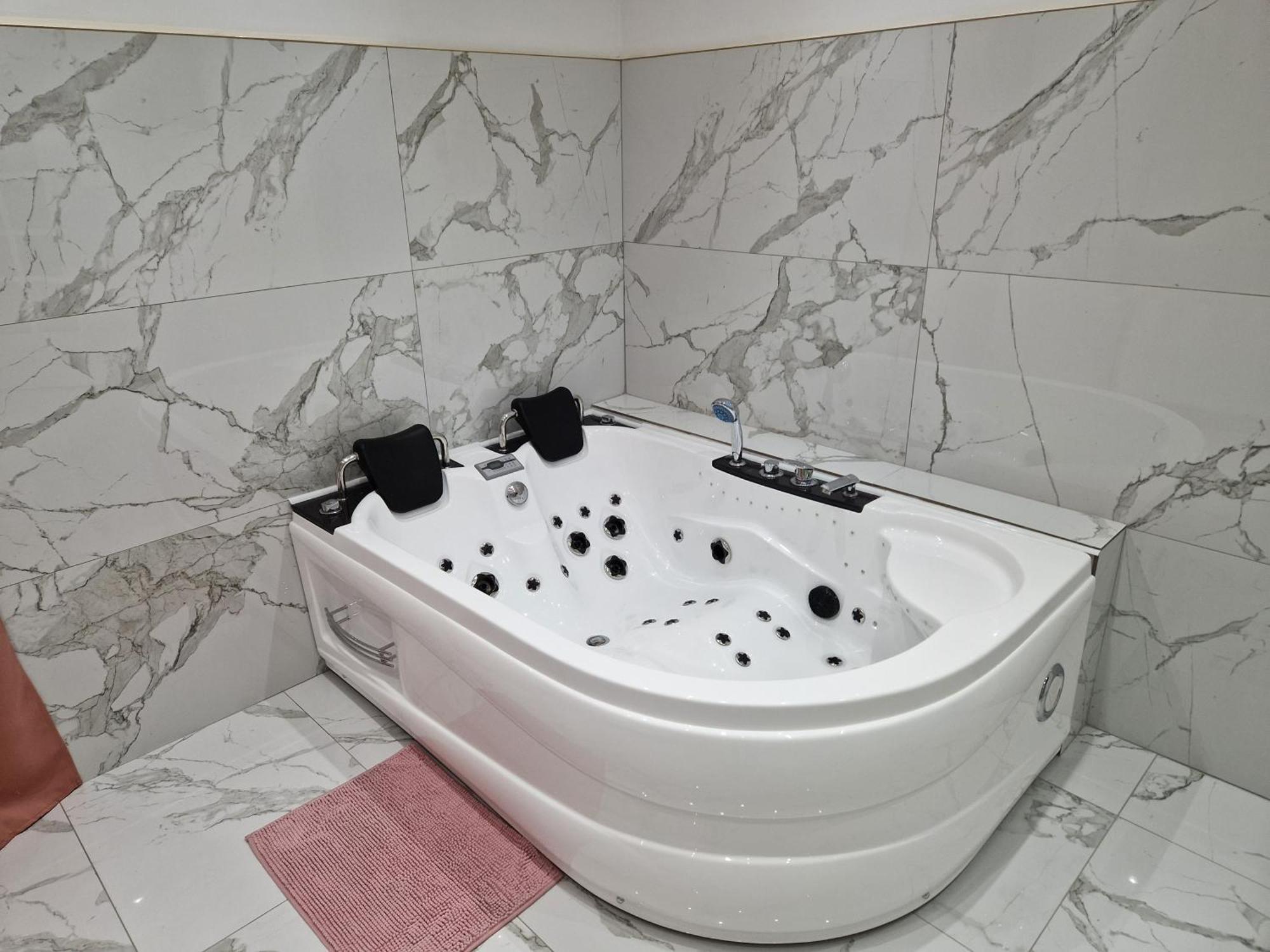 Maison Chic Avec Jacuzzi Nogent Sur Oise Yaospa60 Exteriér fotografie
